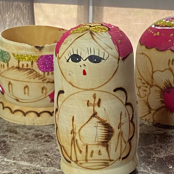 Vintage Russian Matryoshka Nesting Doll Set Hand-Painted Wood Folk Art 6 Piece C - Picture 11 of 16